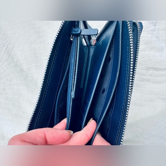 Kate Spade Patterson Drive Anita double-zipper wristlet - Picture 10 of 11